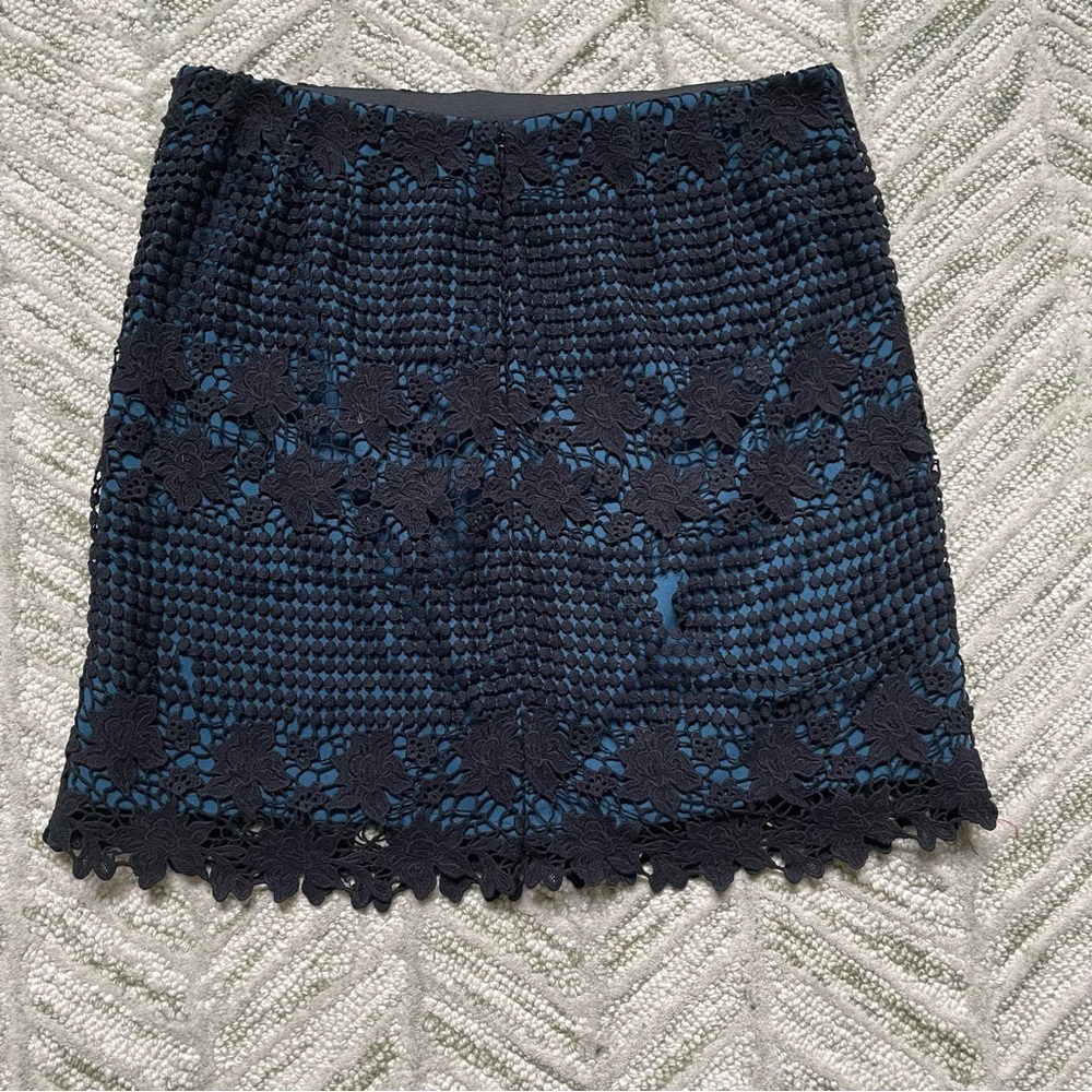 Loft Black Rivera Crochet Overlay Blue Zip Back Lined Skirt Office Work Wear - Picture 3 of 7